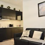 Arc De Triomphe -Marie Antoinette Garden Residence Hotel